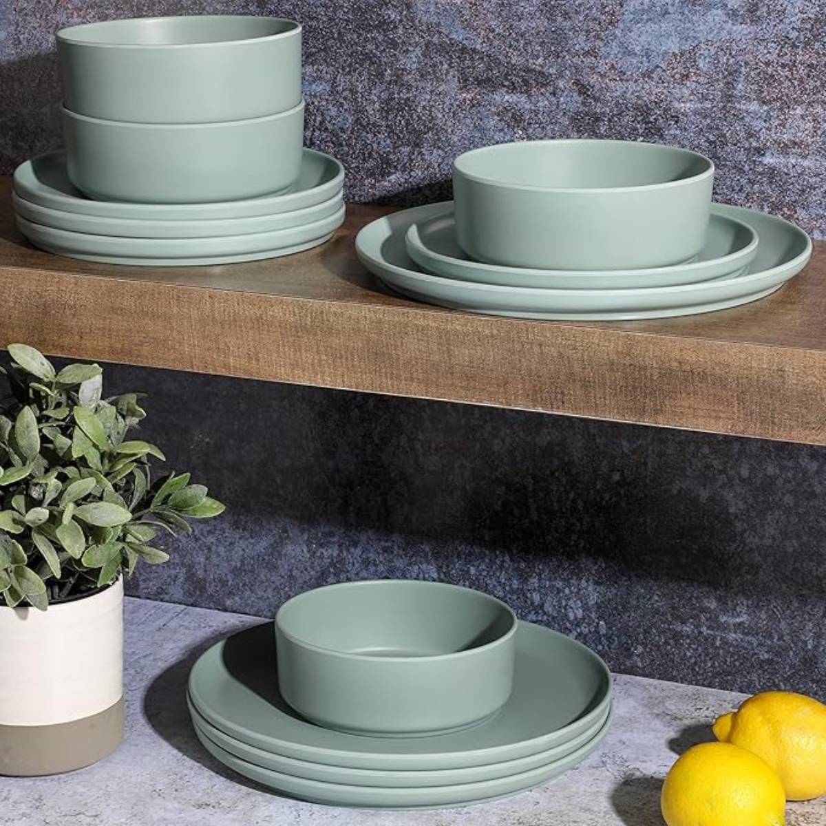 Gibson Home Crest Dinnerware Set (12-Piece) - Green - Image 4