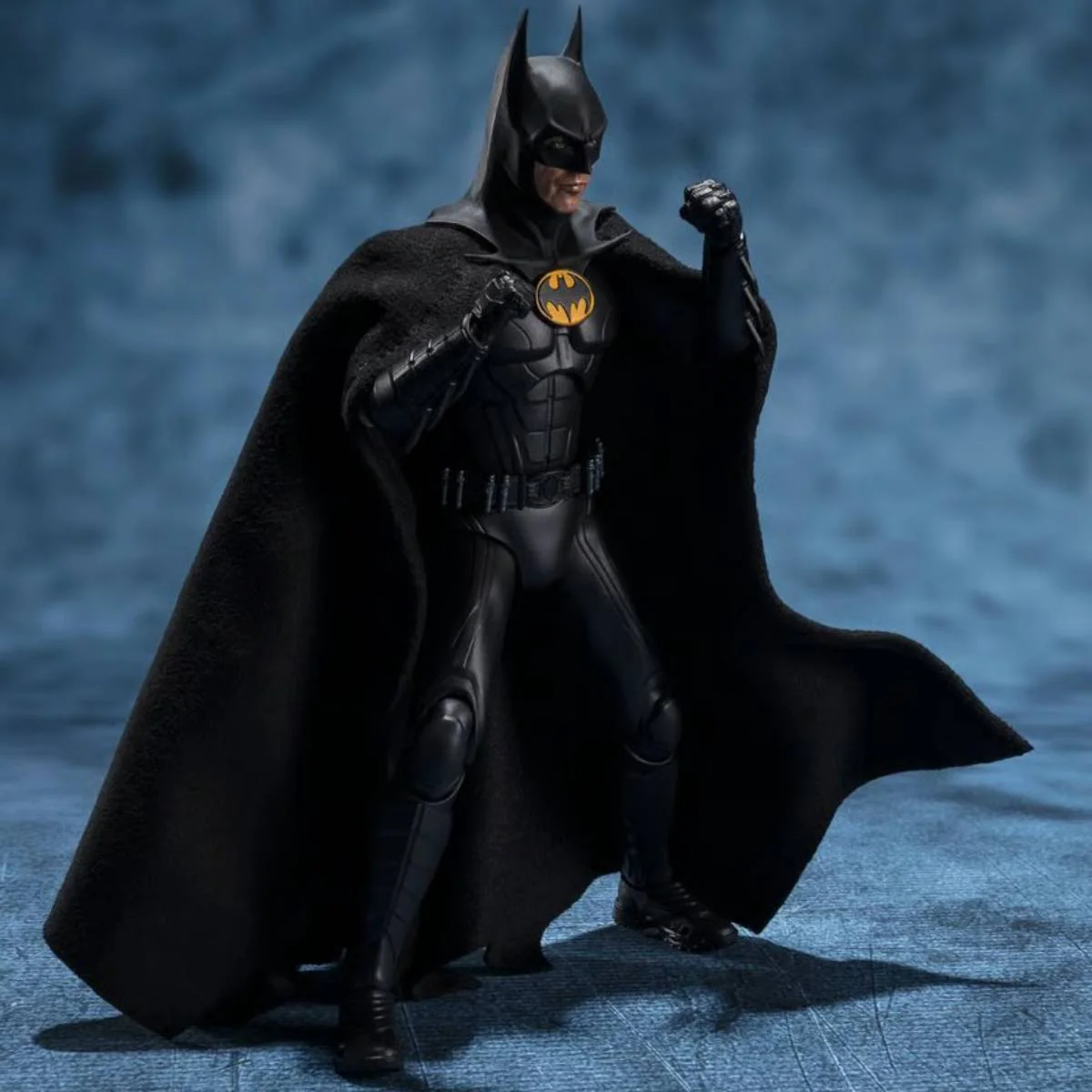 Bandai The Flash 6" Batman Action Figure - Black - Image 3