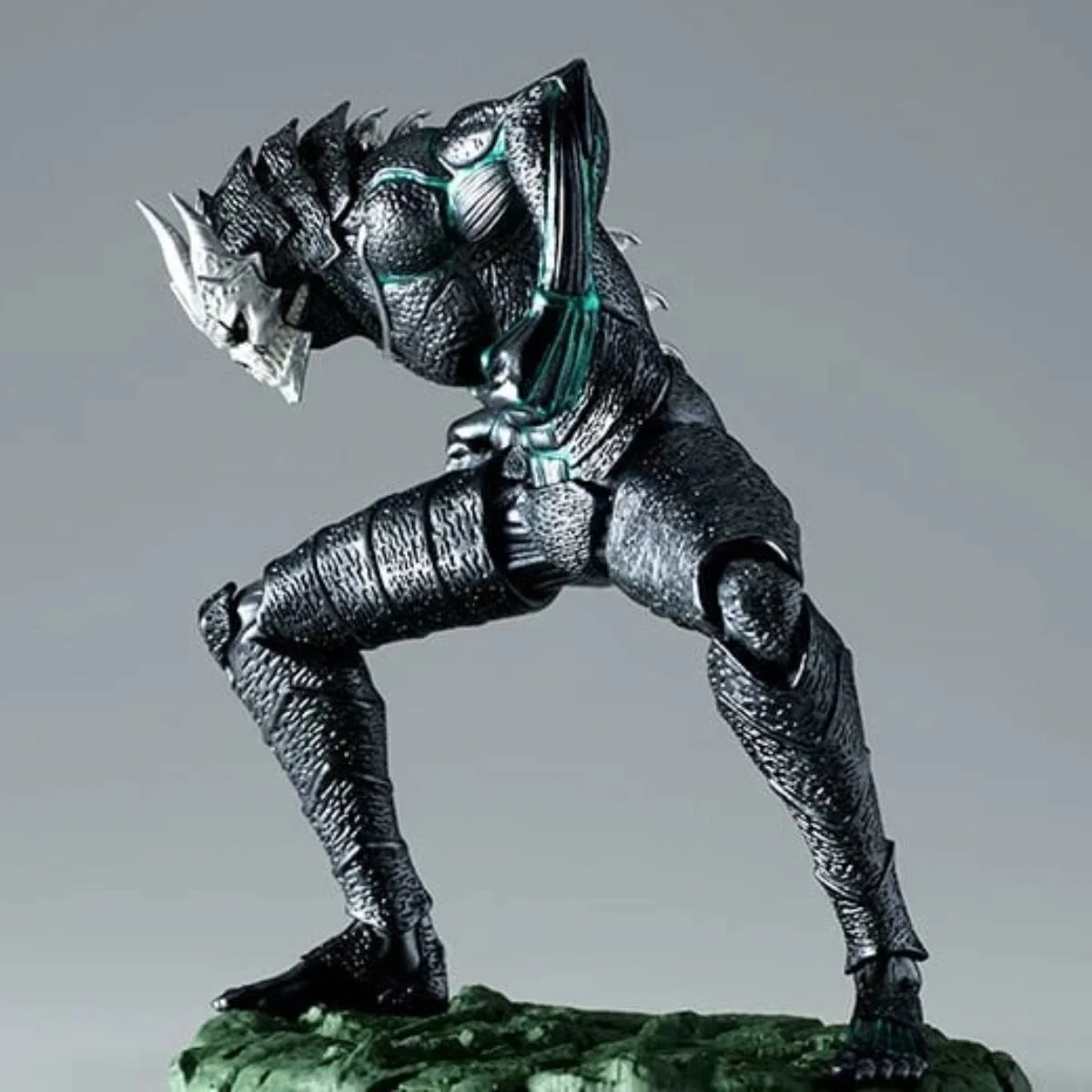 Bandai Banpresto 4.3" Kaiju No. 8 Action Figure - Gray - Image 2