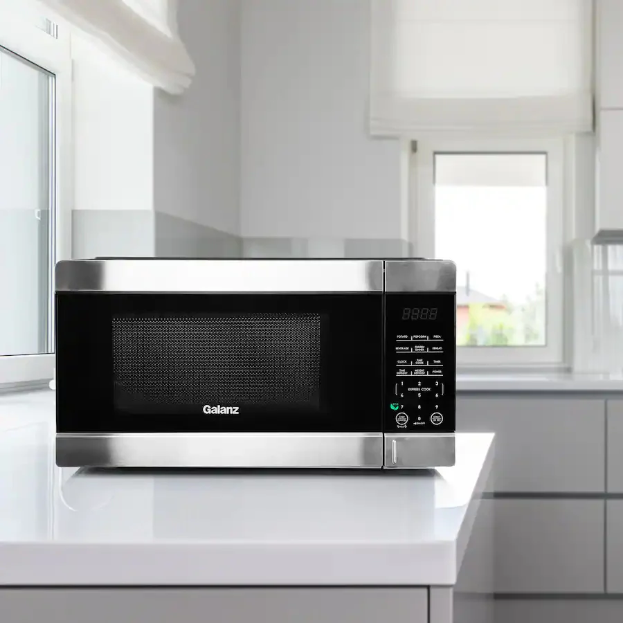 Galanz 1.1 cu. ft. Countertop Microwave Oven with One Touch Express Cooking - Image 6