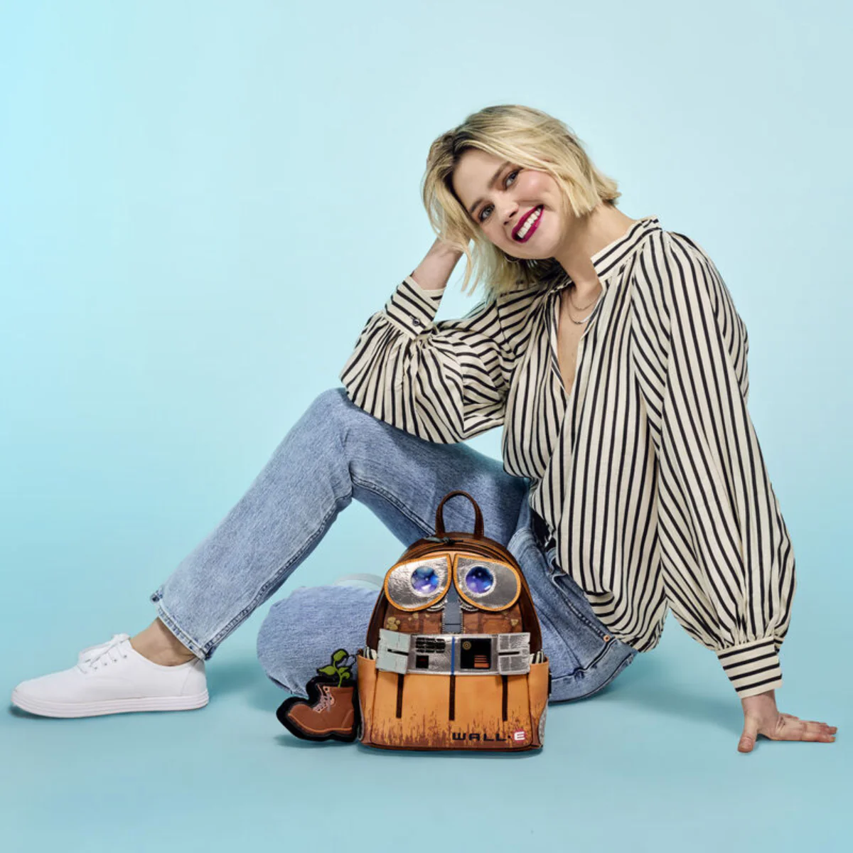 Loungefly Pixar Wall-E Cosplay Lentincular Mini Backpack with Coin Bag - Brown - Image 5