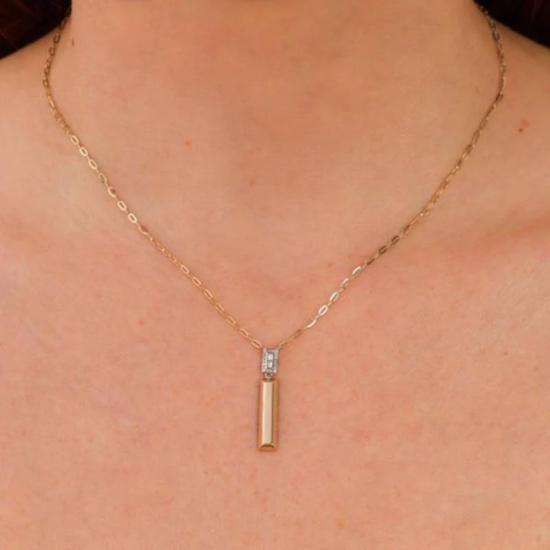 Shy Creation Vallon Women's 0.08 ct. Diamond Baguette Geo Cut Paper Clip Link Necklace in 14K Yellow Gold - Image 2