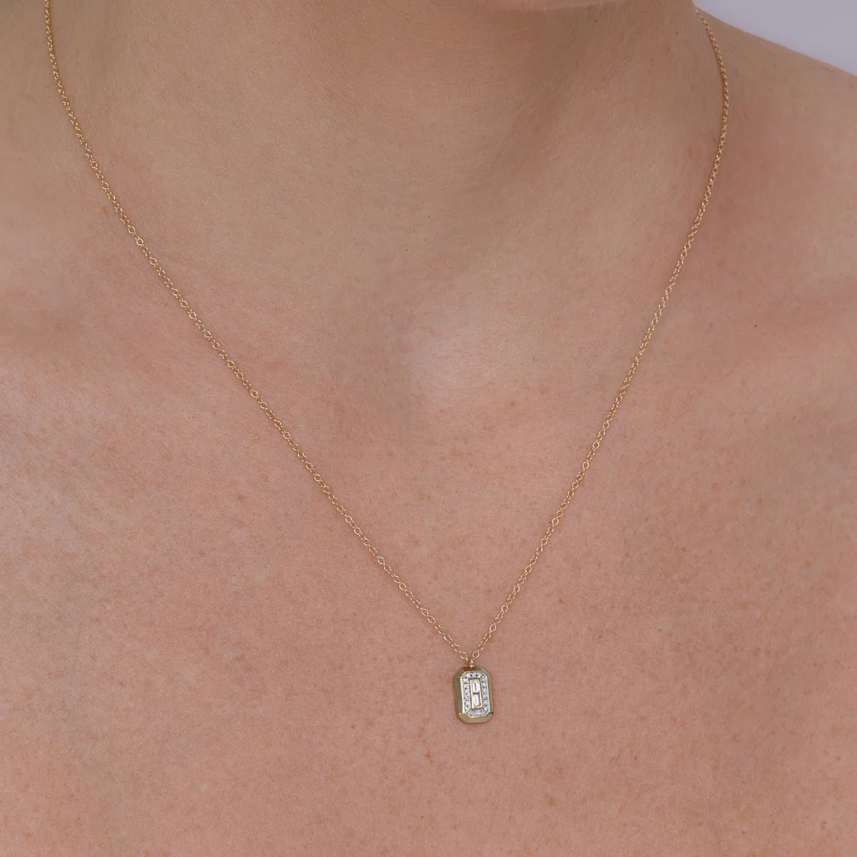 Shy Creation Vallon Women's 0.09 ct. Diamond Baguette Necklace in 14K Yellow Gold - Image 4
