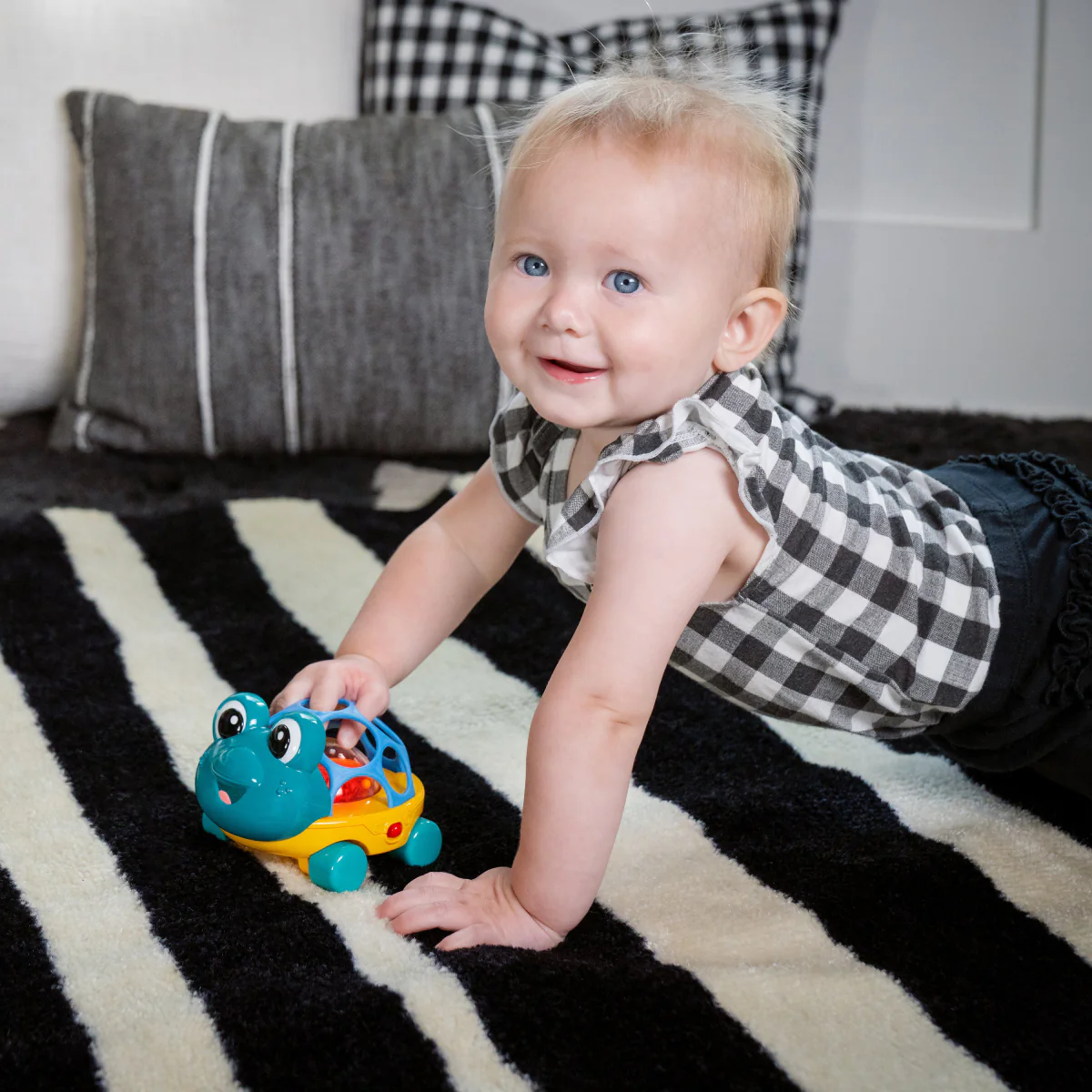 Baby Einstein Curious Car Neptune Oball Car and Rattle Toy - Image 6