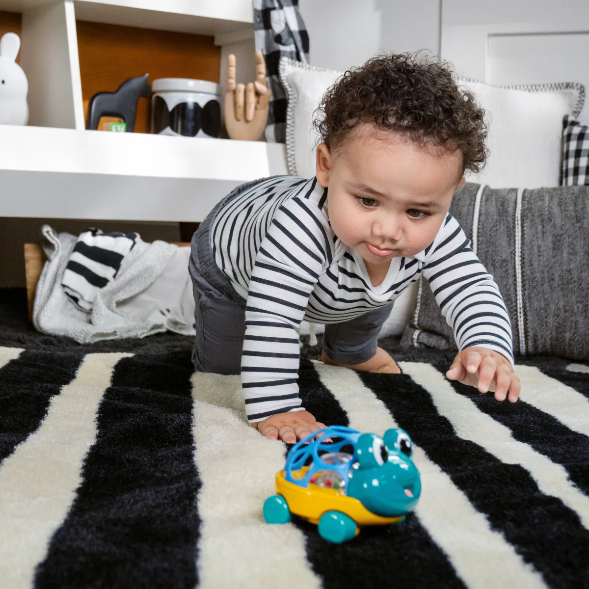 Baby Einstein Curious Car Neptune Oball Car and Rattle Toy - Image 8