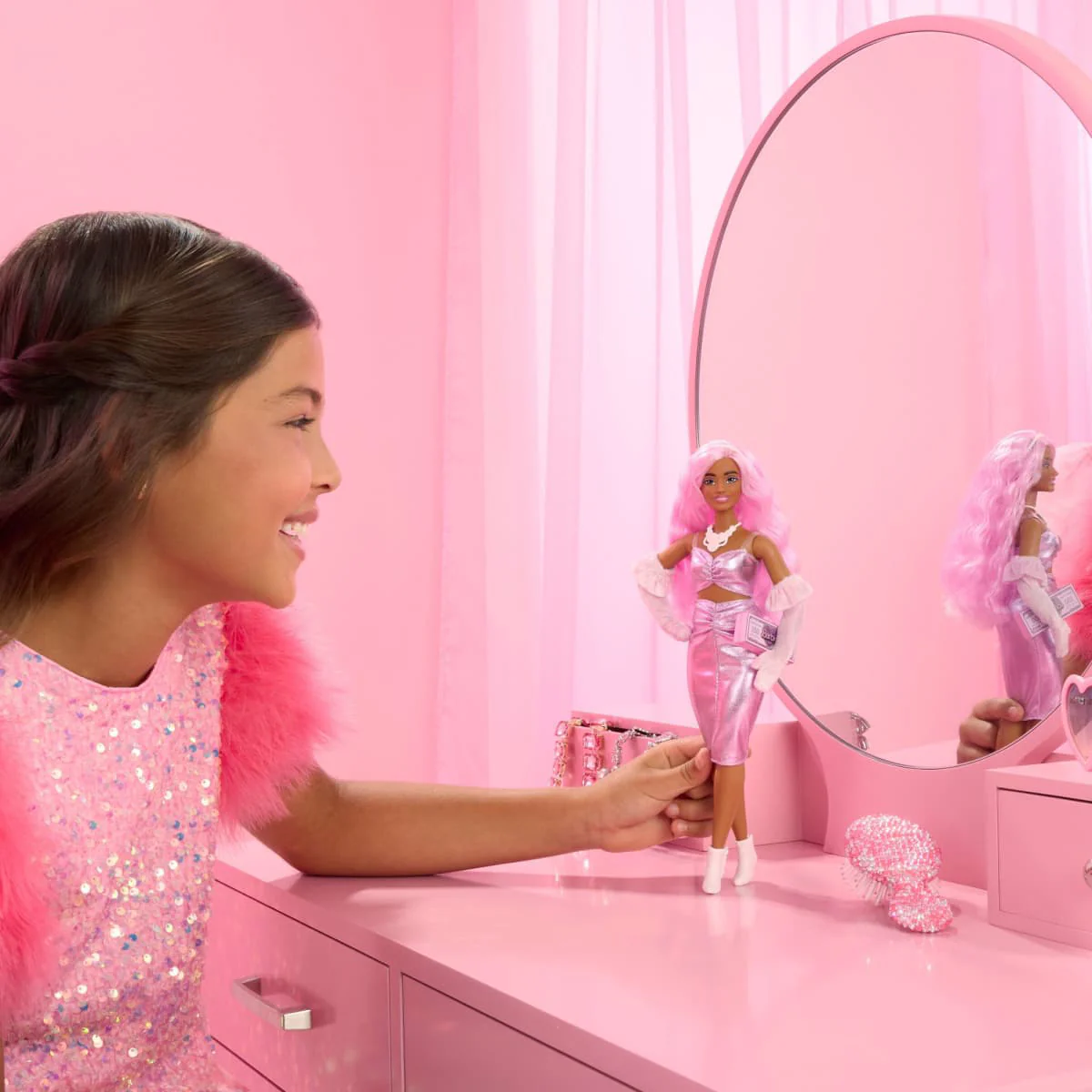 Barbie Deluxe Style 11" Doll with Barbiecore Dress - Glossy Pink - Image 6