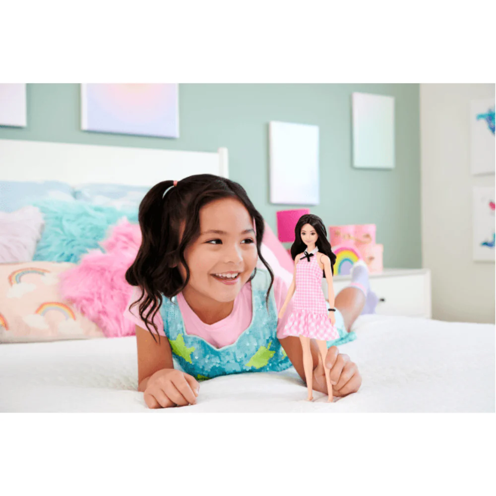 Barbie Fashionistas Doll with Black Hair Pink Gingham Dress and Accessories - Image 5
