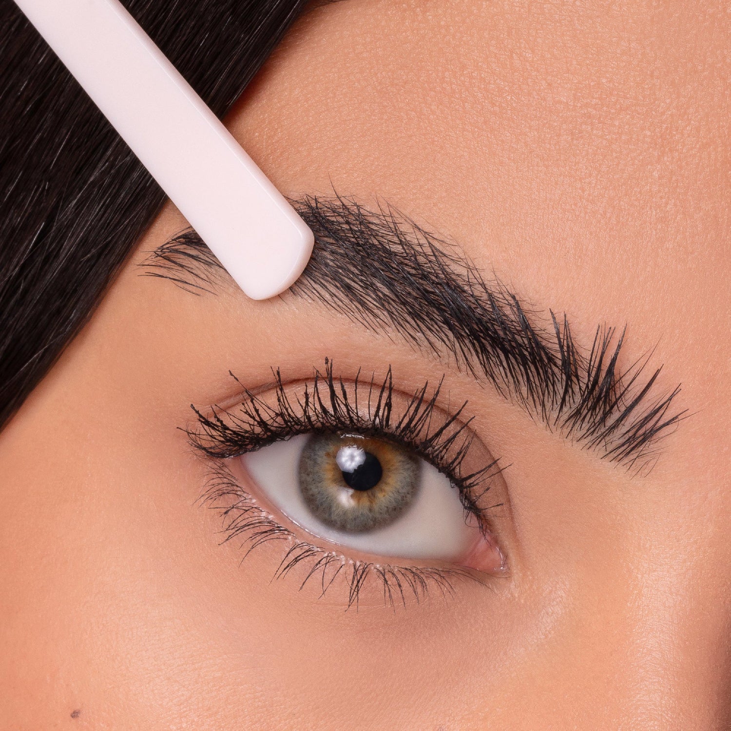 Beauty Creations Brow Soap Dual Ended Applicator - Image 5