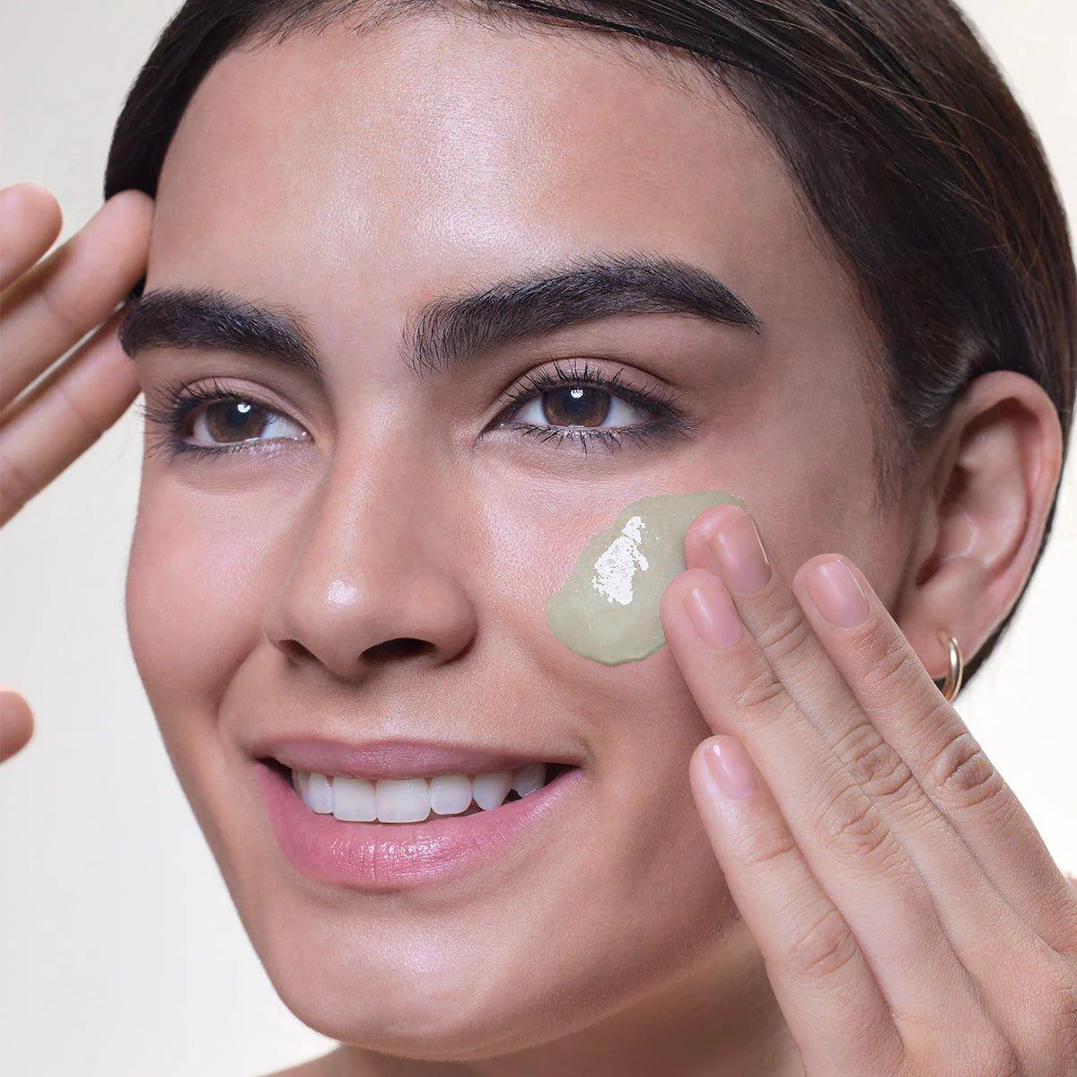 Beauty Creations Flawless Stay Grip Primer - Image 10