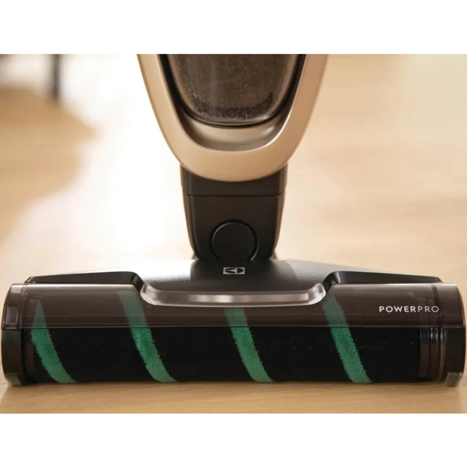 Electrolux EHVS35H2AQ WellQ7 Hard Floor Cordless 2-in-1 Stick Vacuum - Soft Sand - Image 4