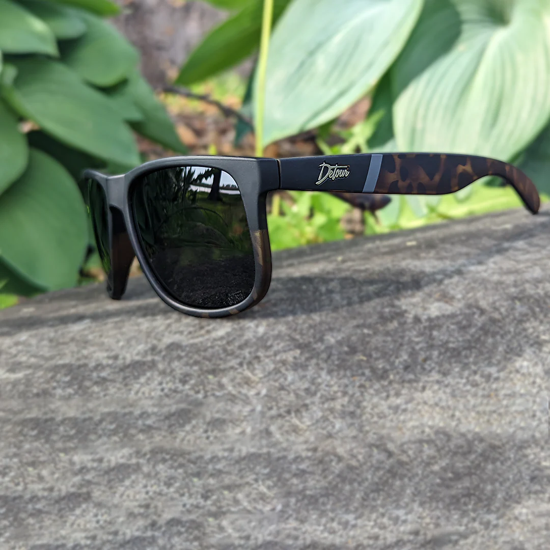 Eminence - Tortoise Fade - Jet Black Polarized Lens - Image 2
