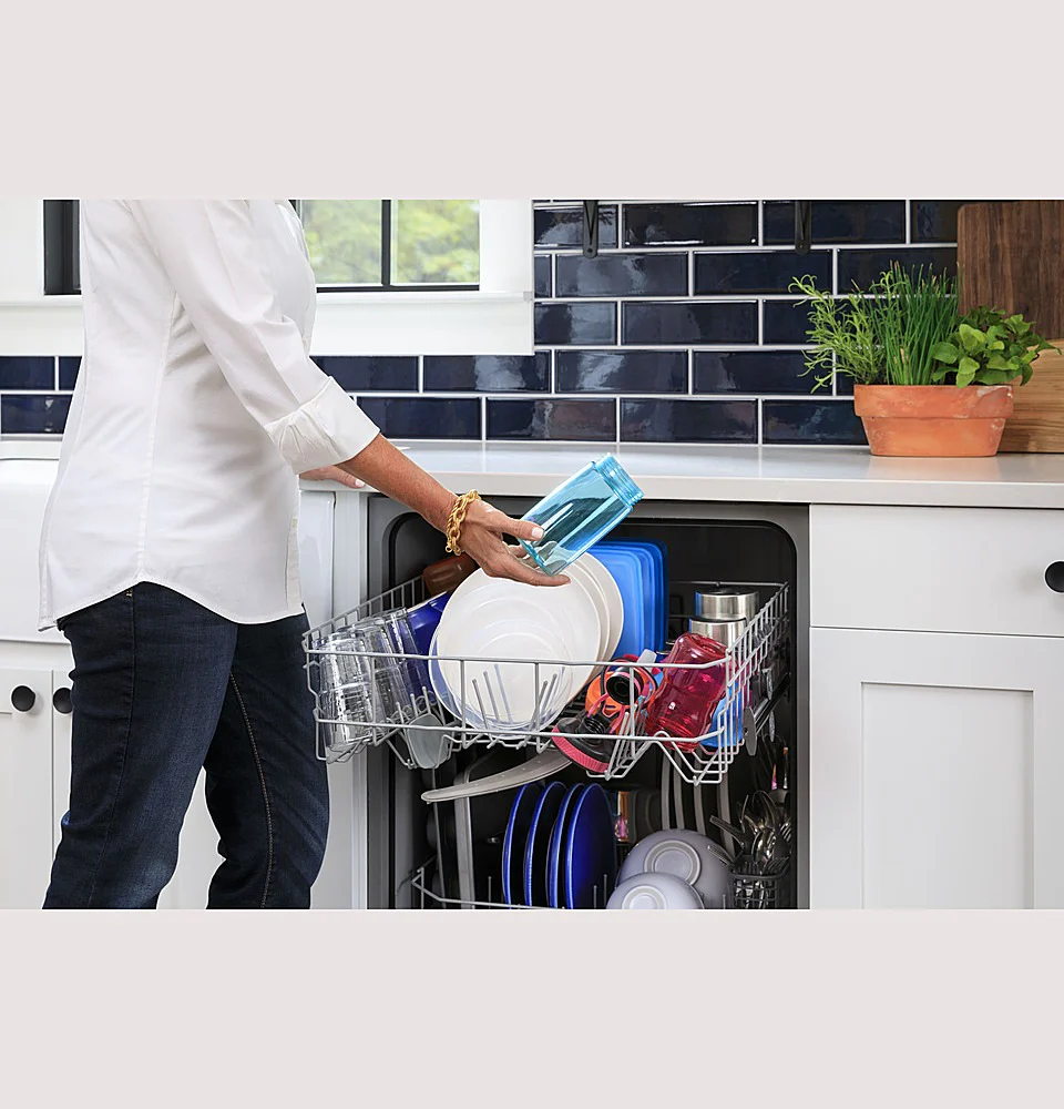 GE GDF535PSRSS 24" Built-In Front Control Tall Tub Dishwasher with Front Controls - Stainless Steel - Image 2