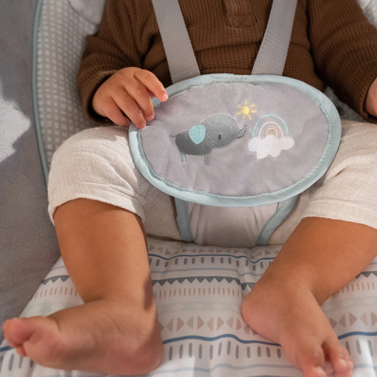 Ingenuity InLighten Soothing Swing - Gray - Image 9