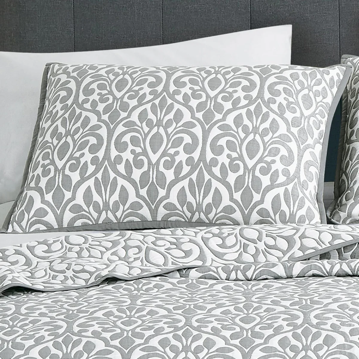 JABA Matelasse Coverlet Set (3-Piece) - Gray/White - Image 4