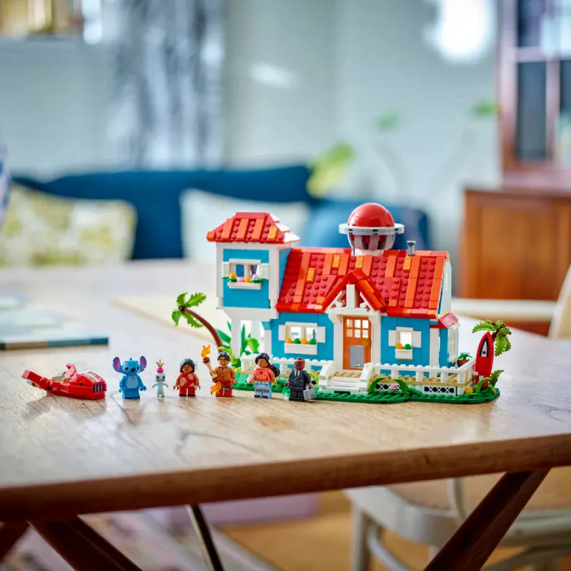 LEGO Disney Lilo and Stitch Beach House Building Toy Set (834-Piece) - Image 6