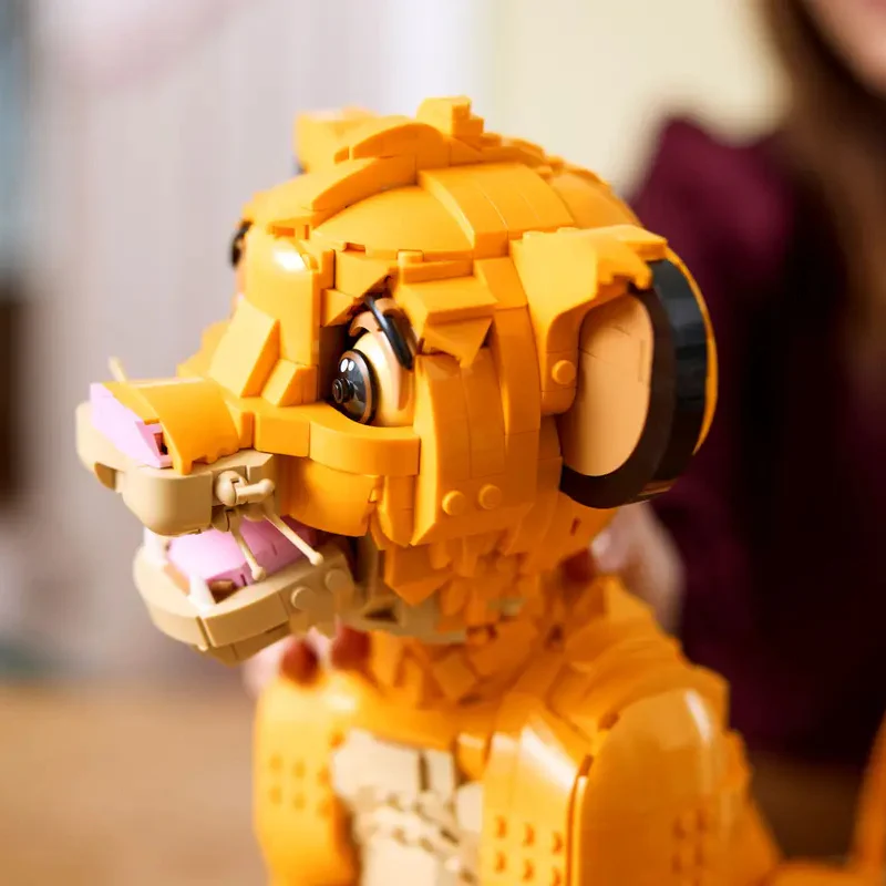 LEGO Disney Young Simba the Lion King Building Toy Set (1445-Piece) - Image 7