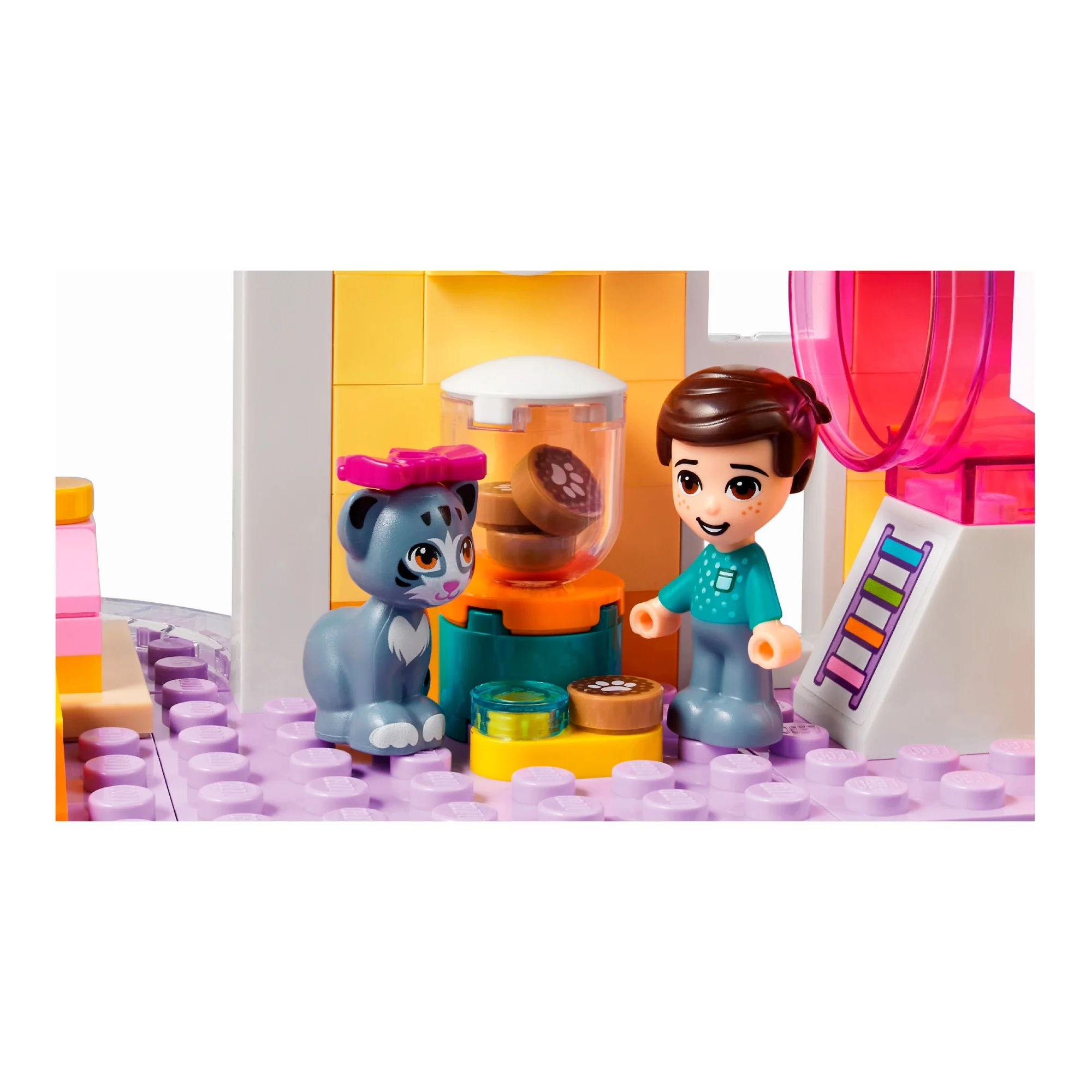 LEGO Friends Pet Day-Care Center Building Toy Set (593-Pieces) - Image 3