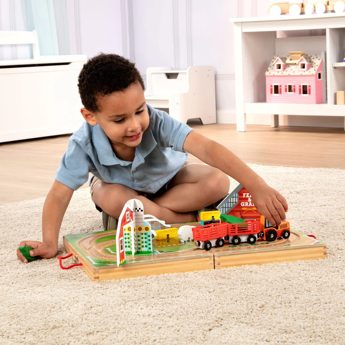 Melissa and Doug Take-Along Farm (17 Pieces) - Image 7