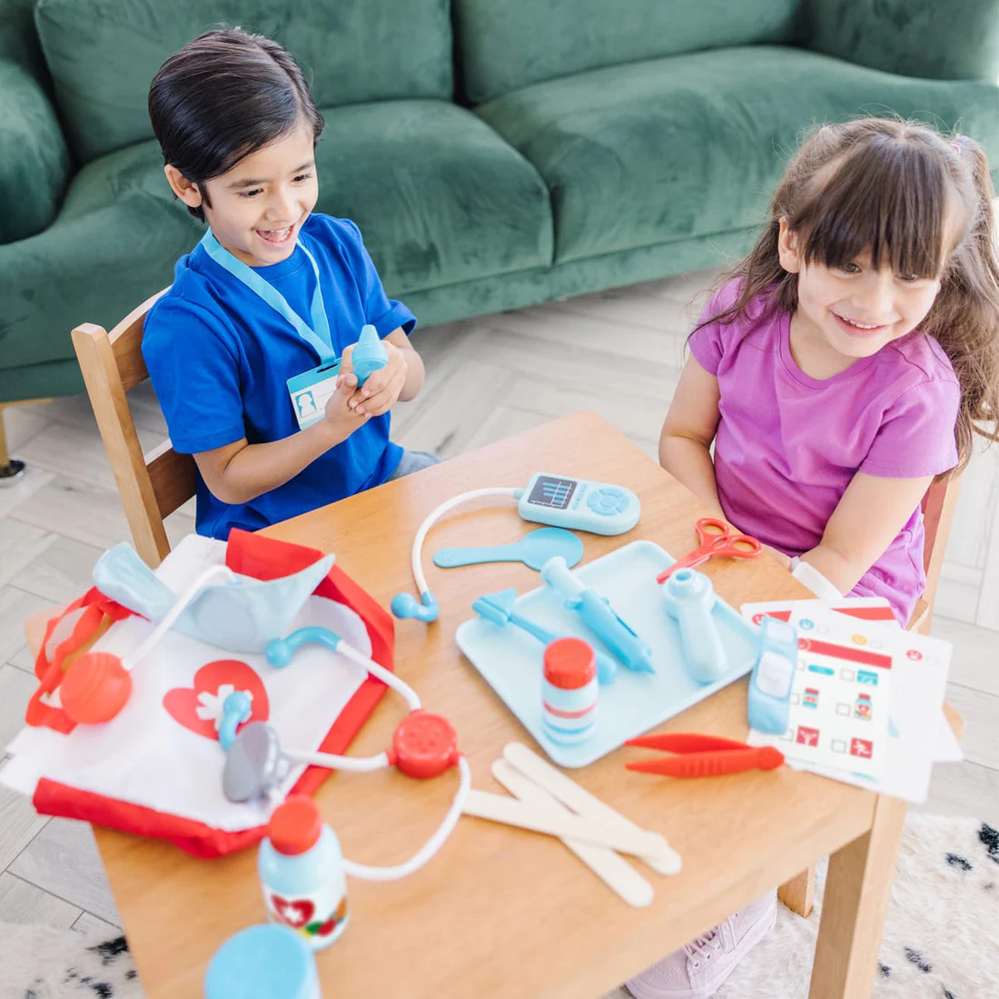 Melissa & Doug Get Well Doctor's Kit Playset - Image 5