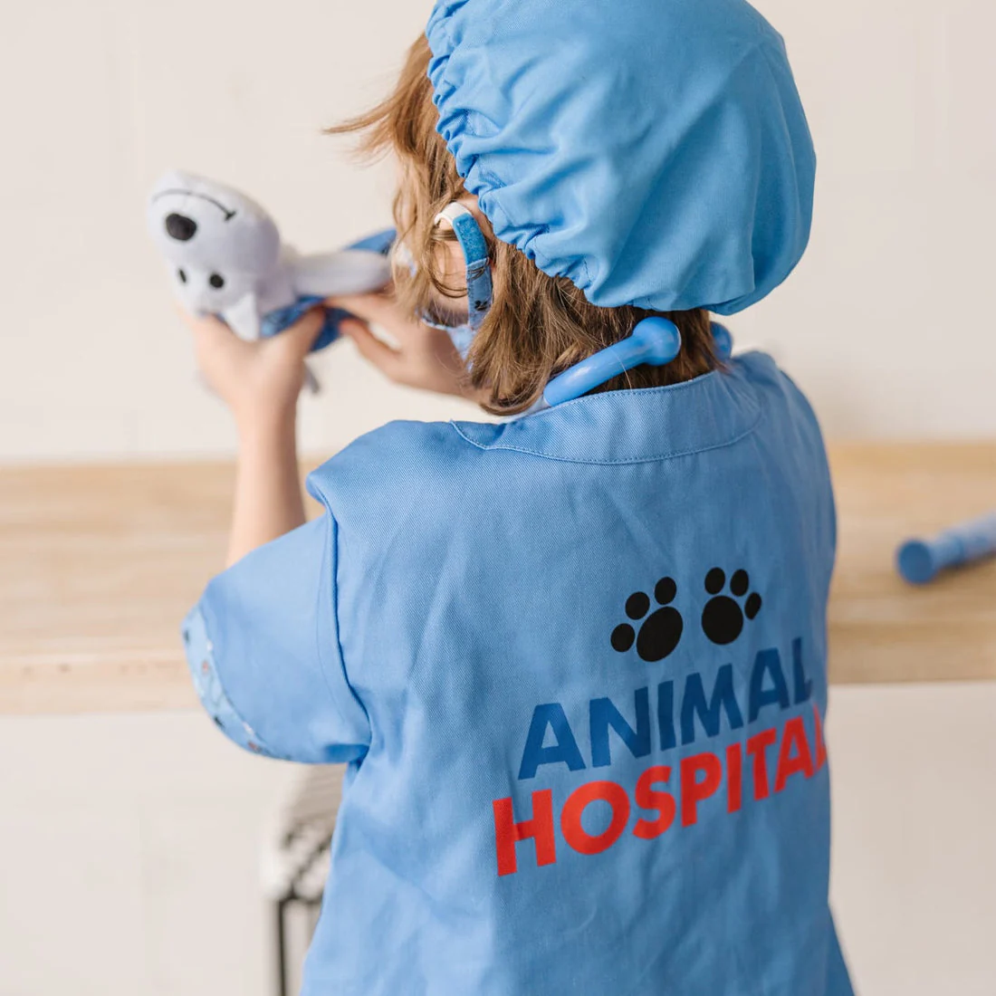 Melissa & Doug Kids Veterinarian Role Play Costume Set - Image 7