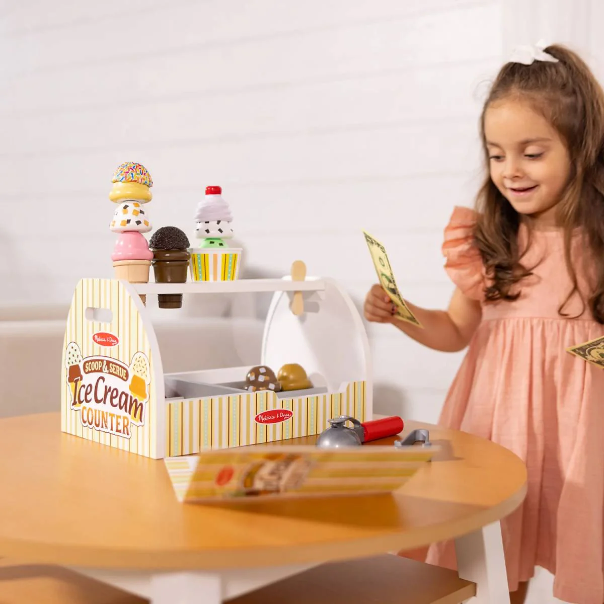 Melissa & Doug Scoop & Serve Ice Cream Counter (28- Pieces) - Image 4