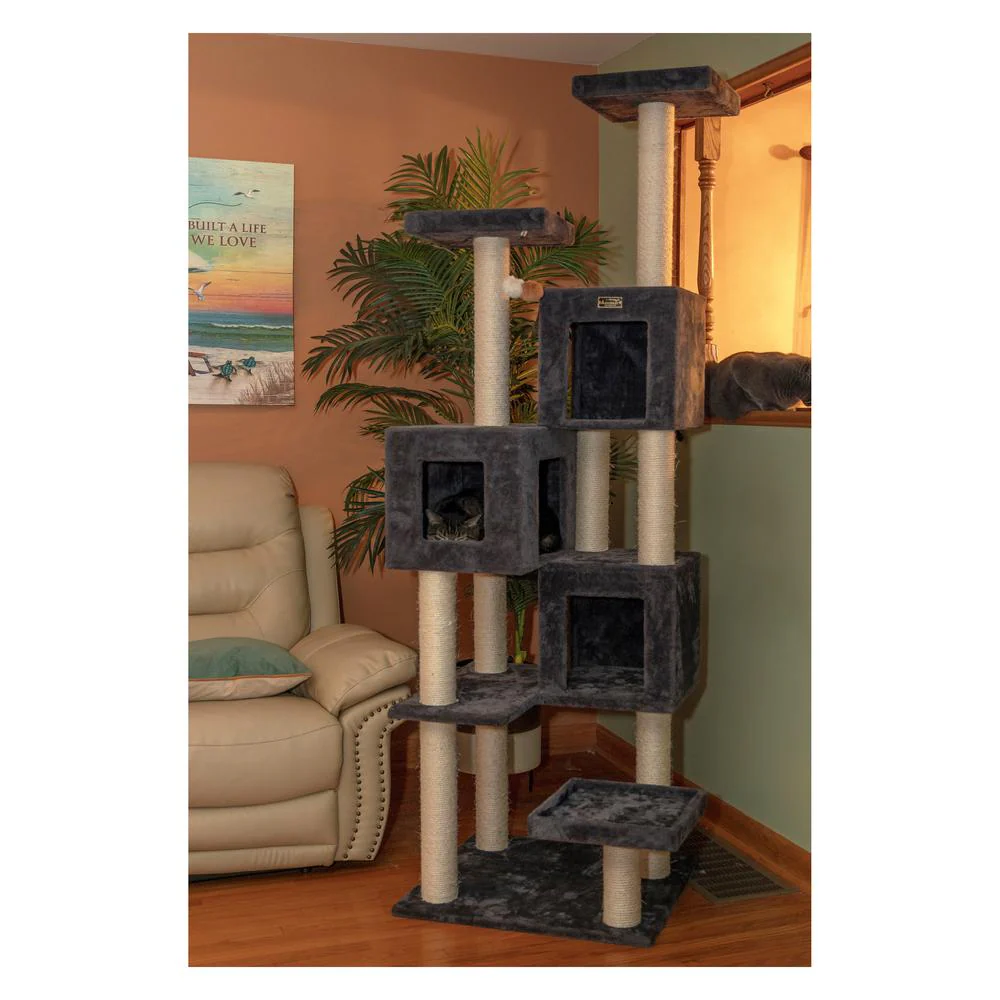 Real Wood Griant Cat Tower With Condos For Multiple Cats - Image 3