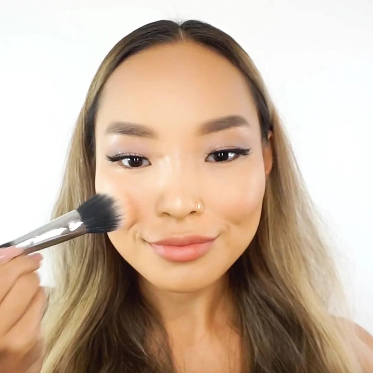 theBalm Big Date Blush - Image 4