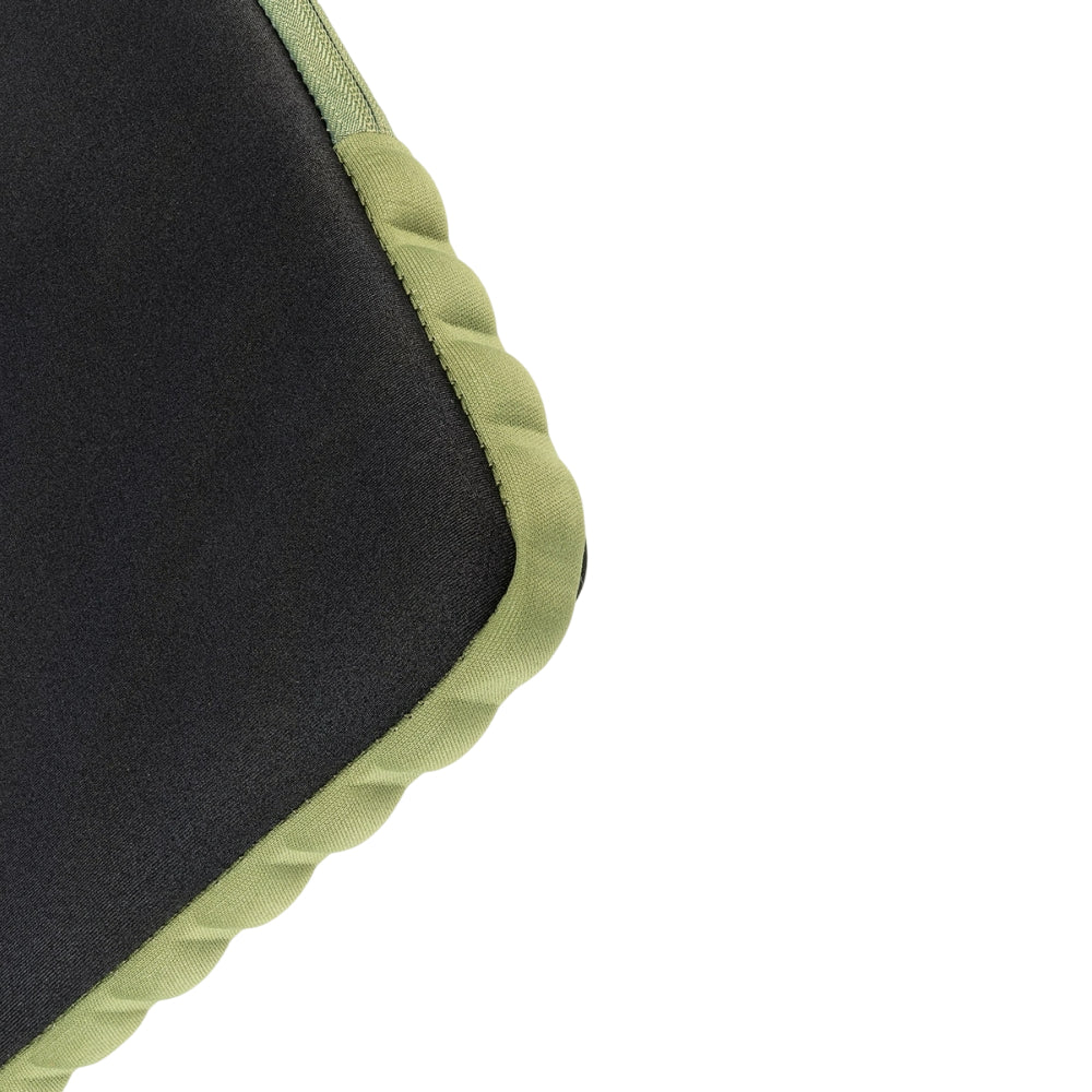 Tucano Off-road Sleeve for Laptop 15.6" and MacBook Pro 16" - Image 4