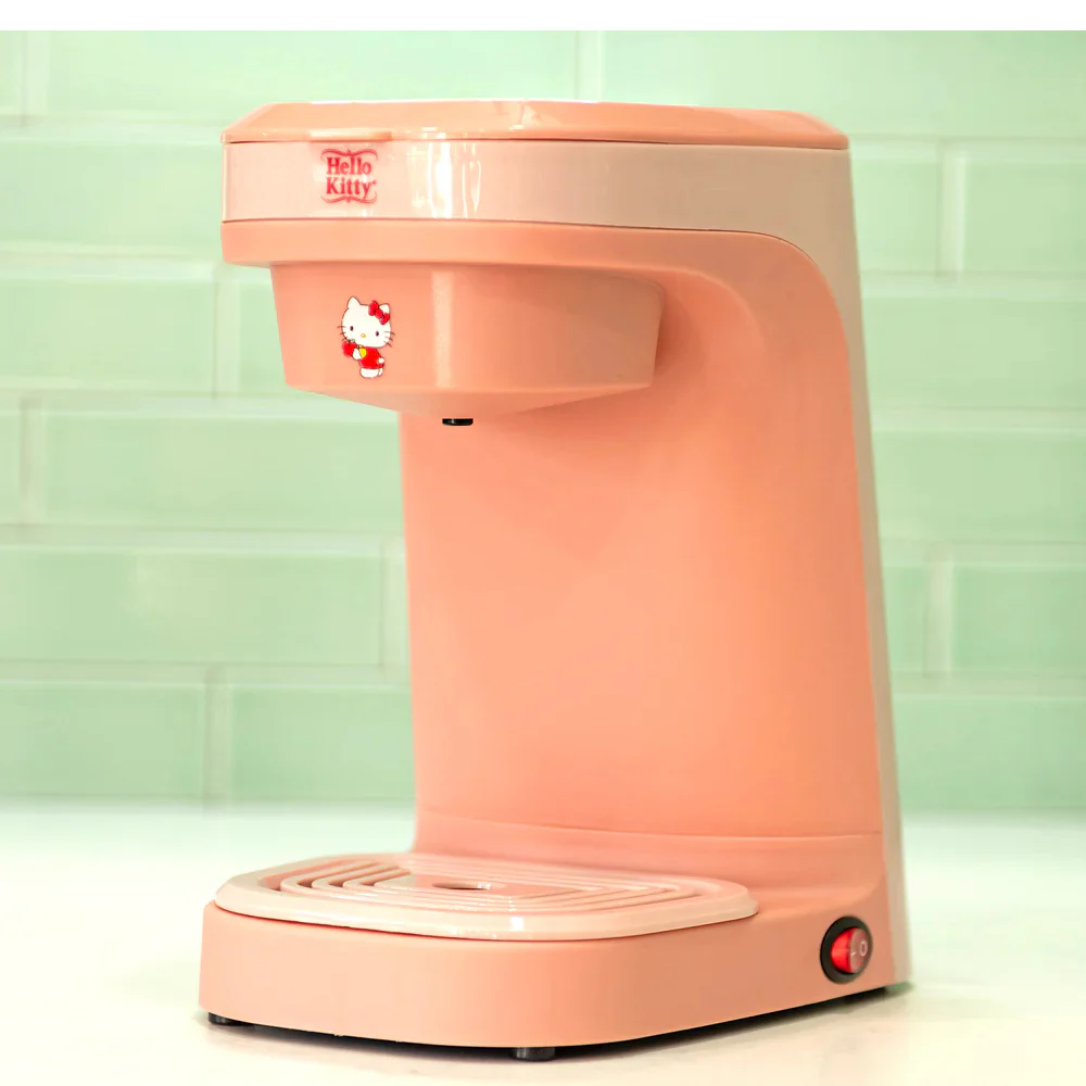 Uncanny Brands CM3KITHK1 Hello Kitty Single Cup Coffee Maker Gift Set with 2 Mugs - Peach - Image 5
