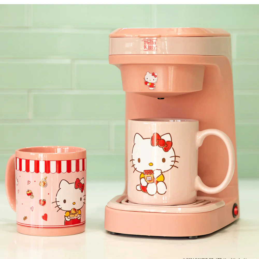 Uncanny Brands CM3KITHK1 Hello Kitty Single Cup Coffee Maker Gift Set with 2 Mugs - Peach - Image 8
