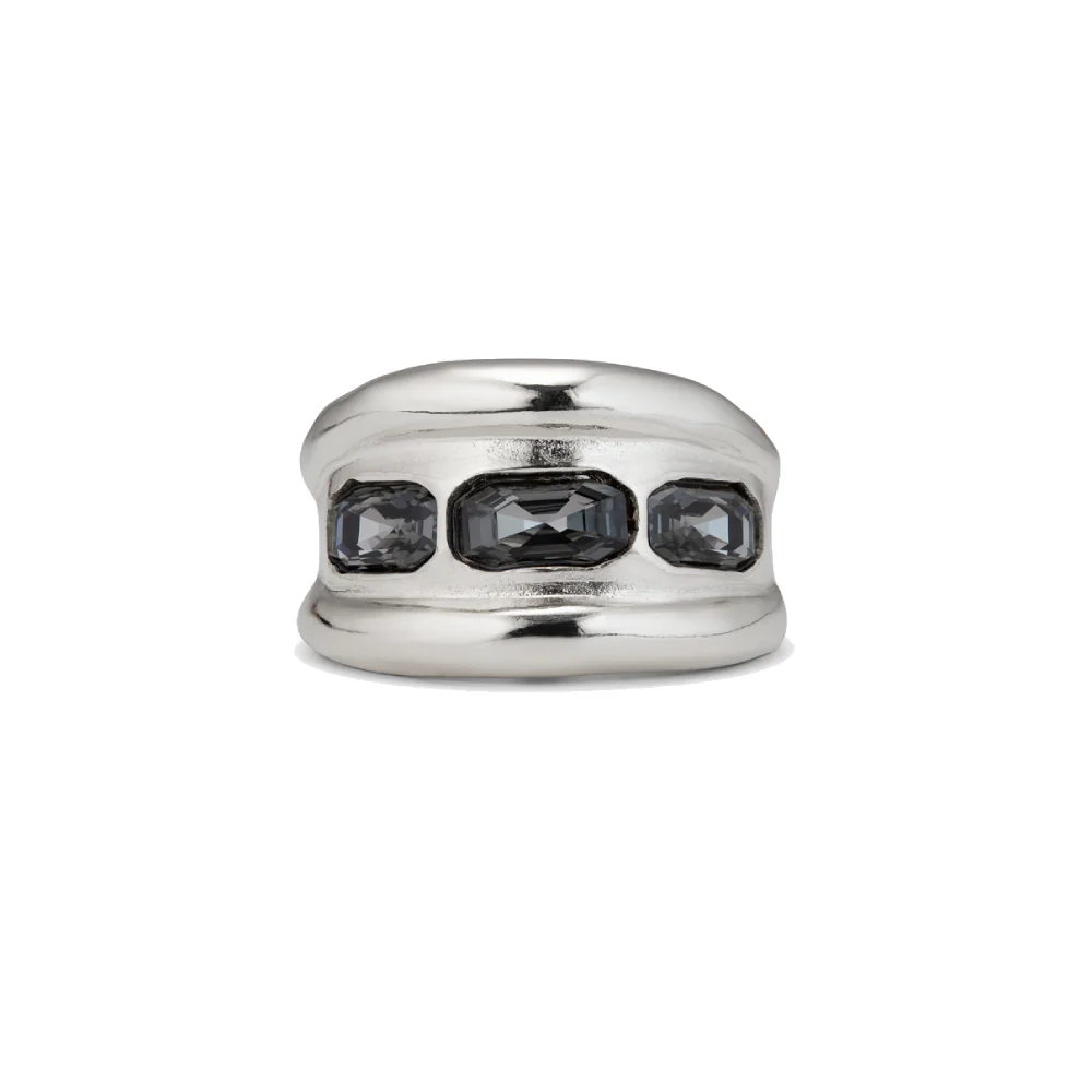 UNOde50 Women's Three Gray Faceted Crystal Ring in Metal - Image 2