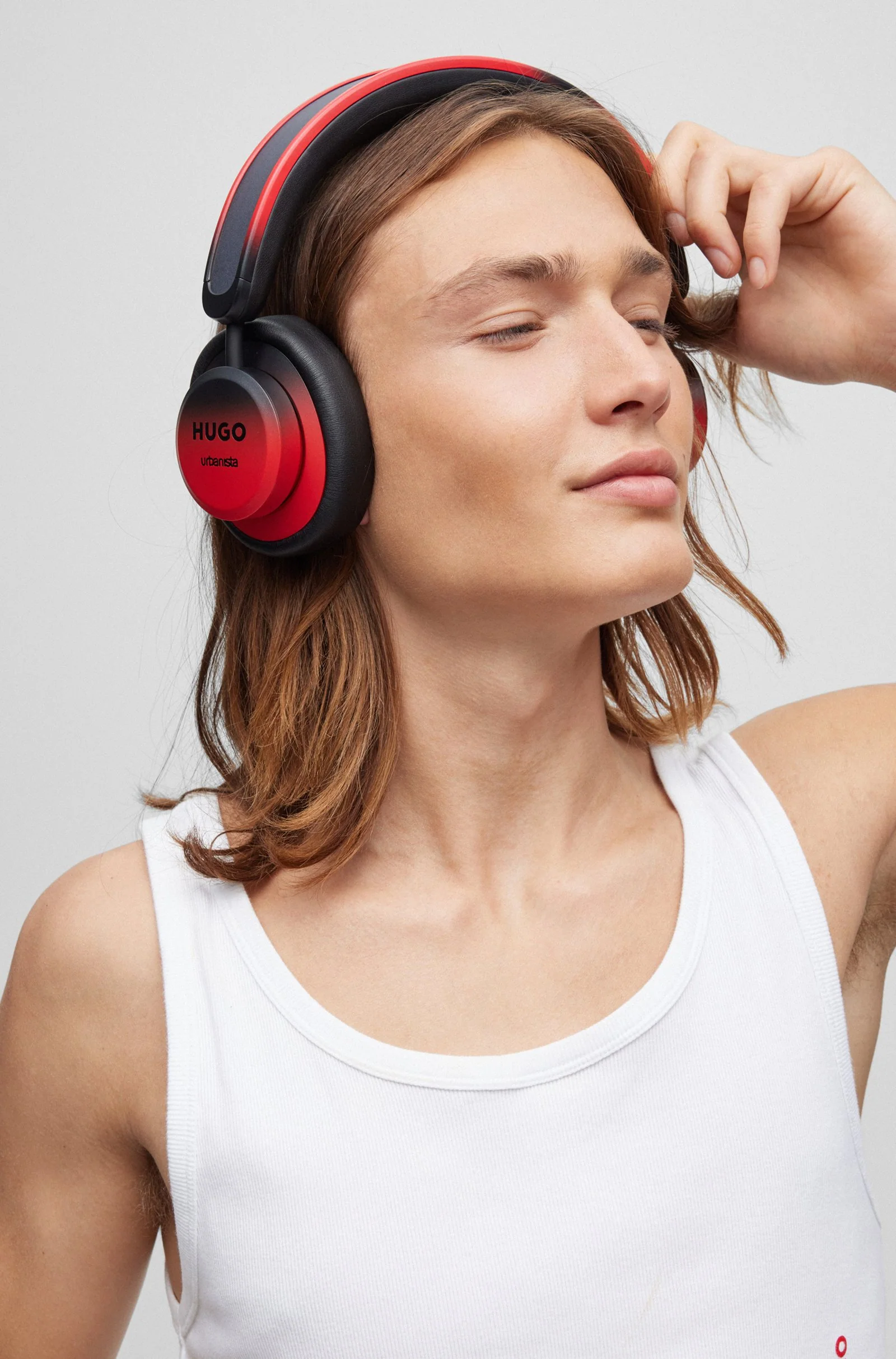 Urbanista Los Angeles Wireless Noise Canceling Self-Charging Solar Over-the-Ear Headphones - Image 23