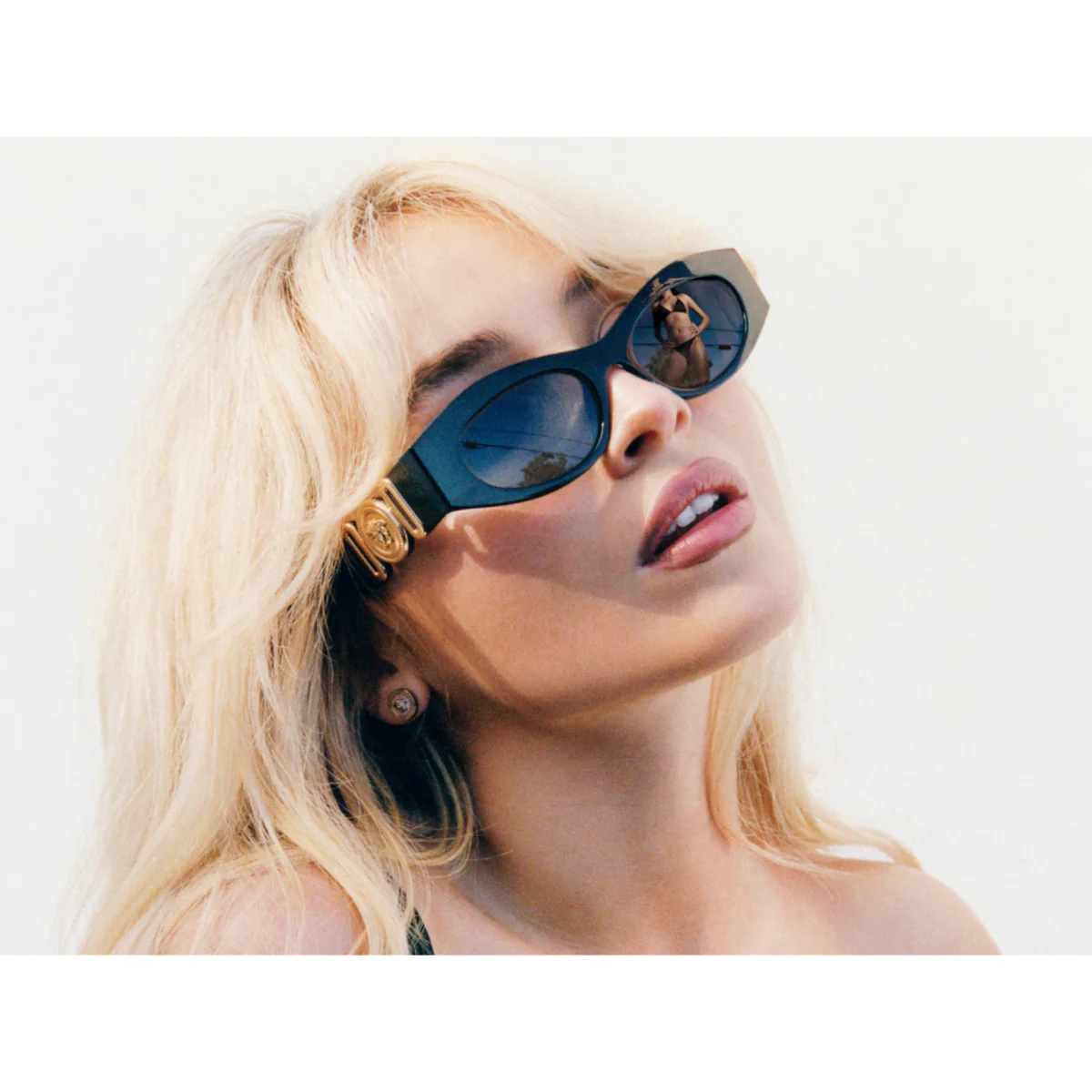 Versace VE4480U Women's Oval Solid Color Sunglasses - Image 6