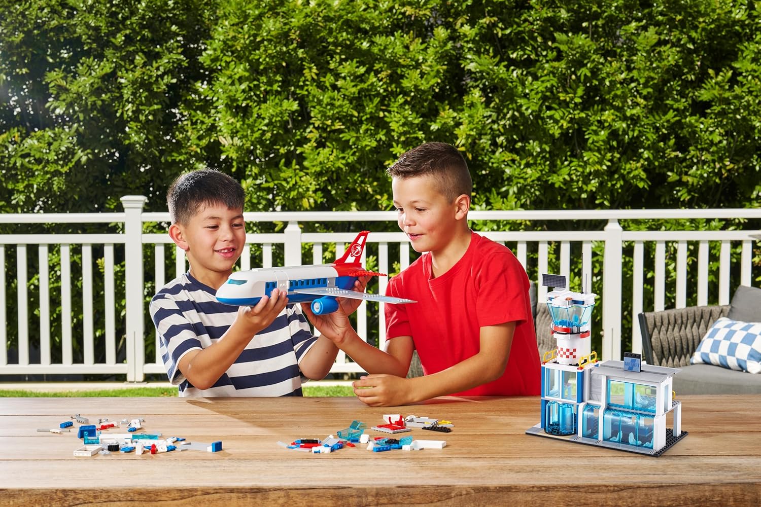 Zuru MAX City US 713 Brick Box Playset Airport - Image 6